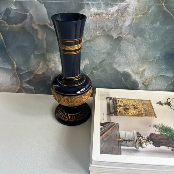 Hand Carved Wood Vase 8.5" Floral Design Decorative Black Brown - Picture 1 of 8